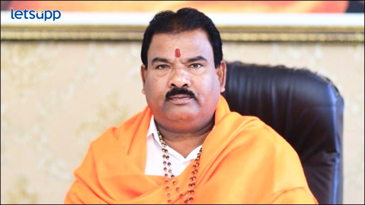 छत्रपती संभाजी महाराज 16 भाषा शिकले मग ते..,; शिंदेंच्या आमदाराची जीभ घसरली… Untitle (4)