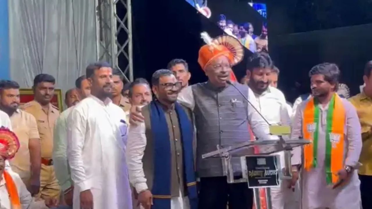 आता तर हद्दच झाली! ड्रग्ज प्रकरणातील आरोपीने केला मंत्री बावनकुळेंचा सत्कार; मंत्र्यांनीही केला स्तुतीसुमनांचा वर्षाव