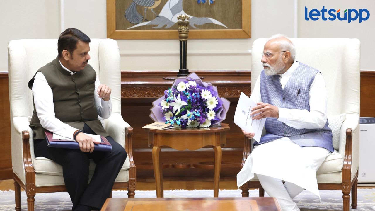 महाराष्ट्रातील शेतकऱ्यांच्या पाठीशी खंबीरपणे उभे राहणार; पंतप्रधानांचे फडणवीसांना आश्वासन CM Fadnavis Meet Pm Modi Regarding Flood