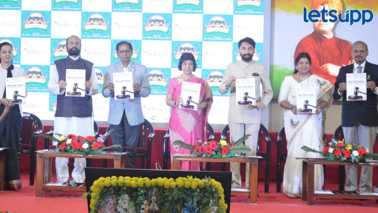 समता, प्रामाणिकपणा आणि न्याय्यता हा न्यायव्यवस्थेचा मुख्य उद्देश, माजी न्यायमूर्ती डॉ. एस. एस. फणसाळकर-जोशी यांचं प्रतिपादन News Photo (84)