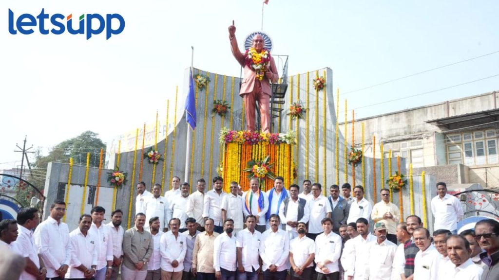 MLA Ashutosh Kale pays tribute to Dr. Babasaheb Ambedkar on the occasion of Mahaparinirvana Day